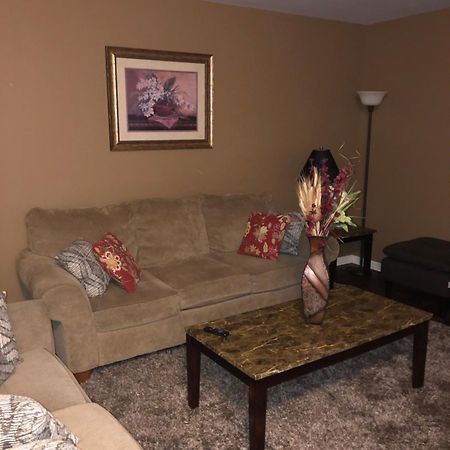 Entire Townhome Available Near Nice Park Library And Shopping Уинстън-Сейлъм Екстериор снимка