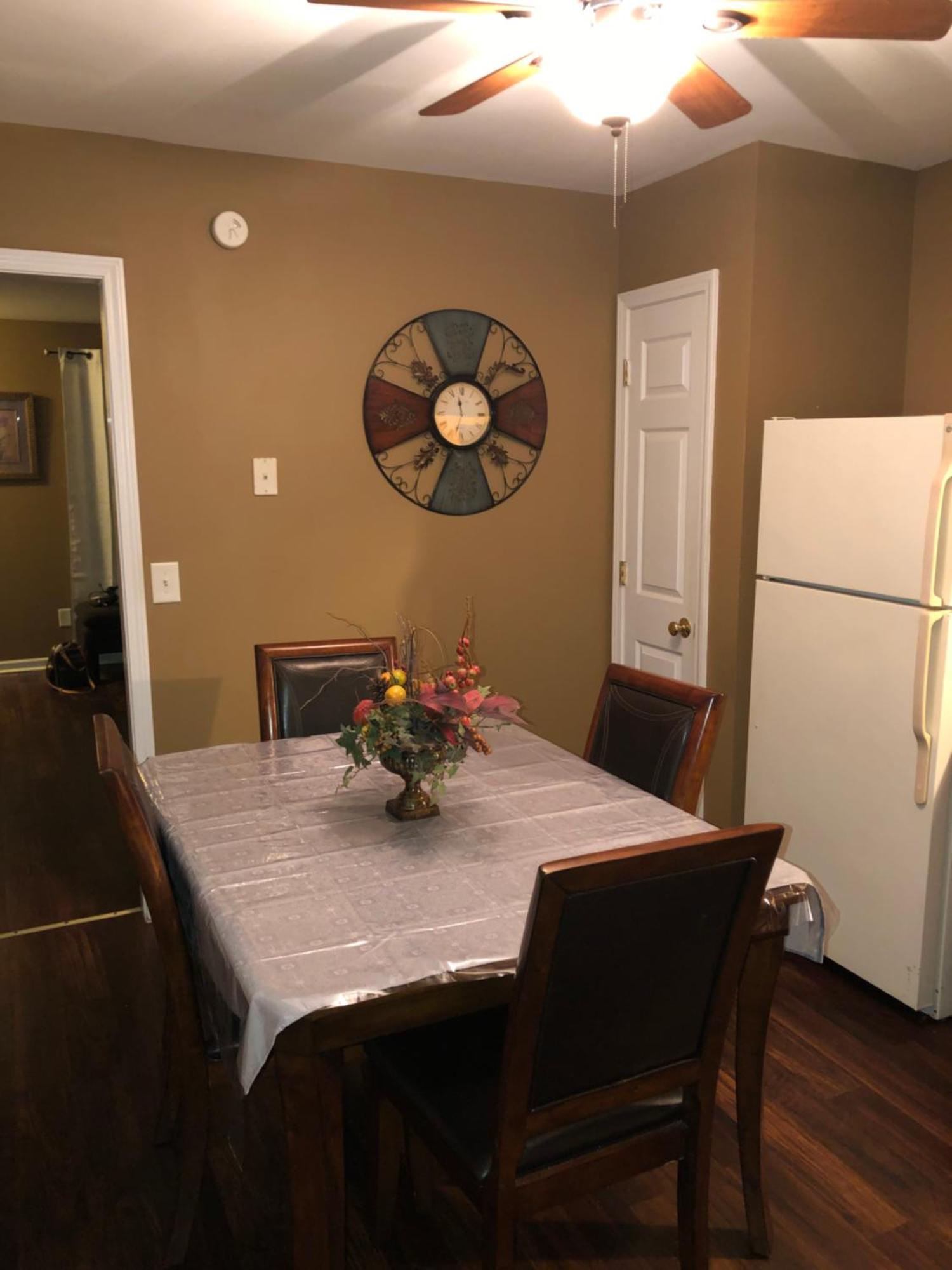 Entire Townhome Available Near Nice Park Library And Shopping Уинстън-Сейлъм Екстериор снимка